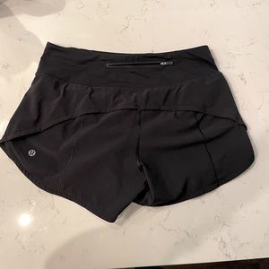 Lululemon Speed-up mid rise lined 4” shorts - black